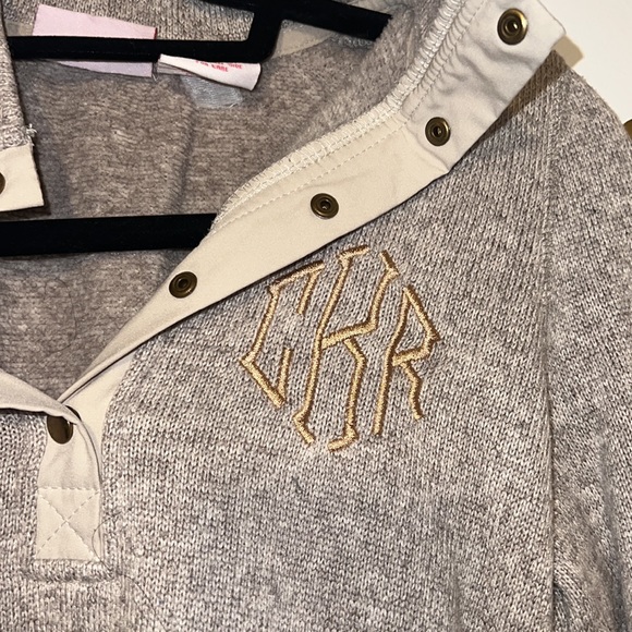 Half Button Pull Over - Picture 2 of 2